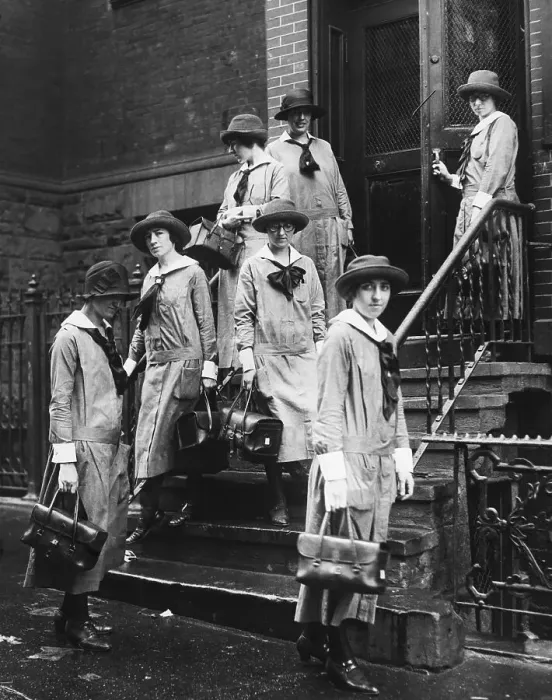 Framed Print : Nurses Leaving the Henry Street Settlement