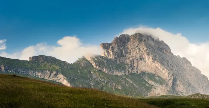 Framed Print : The Odle Heisler (Secede) in Val Gardena, Dolomites, Italy Framed Print : The Odle Heisler (Secede) in Val Gardena, Dolomites, Italy