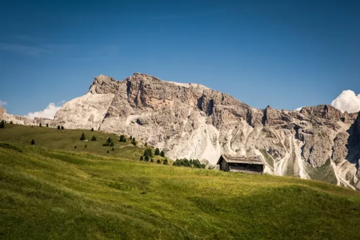 Framed Print : The Odle Heisler (Secede) in Val Gardena, Dolomites, Italy Framed Print : The Odle Heisler (Secede) in Val Gardena, Dolomites, Italy