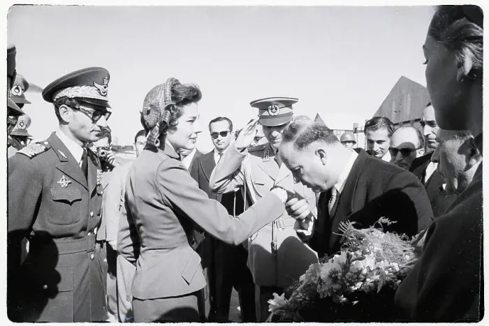 Framed Print : Officers, Mayor Greet Iranian Queen Framed Print : Officers, Mayor Greet Iranian Queen