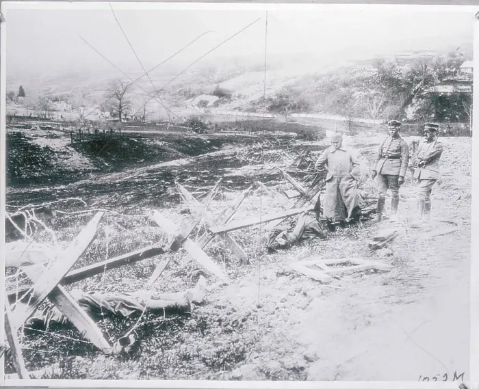 Framed Print : Officers Viewing Body of Russian Trapped in Barbed Wire Framed Print : Officers Viewing Body of Russian Trapped in Barbed Wire