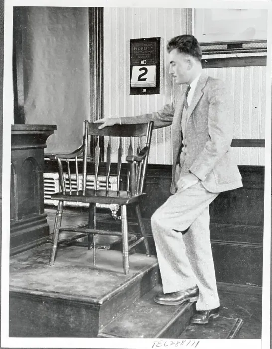 Framed Print : Official Inspecting Chair at Hauptmann Trial Framed Print : Official Inspecting Chair at Hauptmann Trial