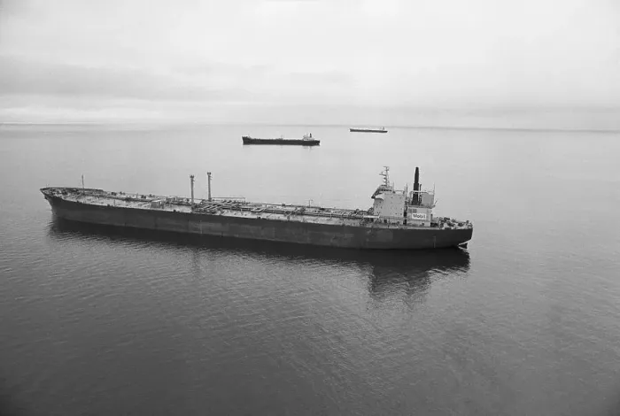 Framed Print : Oil Tankers at Various Distances