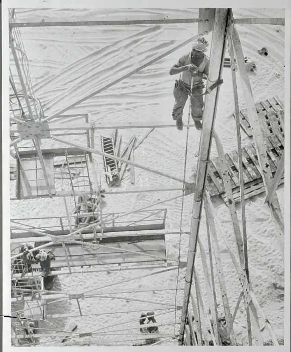 Framed Print : Oil Worker on Oil Rig of Saudi Arabia Framed Print : Oil Worker on Oil Rig of Saudi Arabia