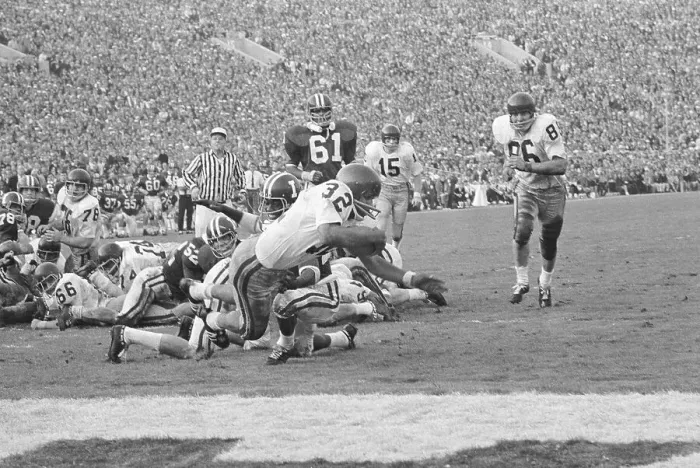 Framed Print : O.J. Simpson Breaks from Indiana Defense Framed Print : O.J. Simpson Breaks from Indiana Defense