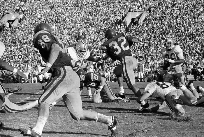 Framed Print : O.J. Simpson Eludes Ohio State Defensive Line Framed Print : O.J. Simpson Eludes Ohio State Defensive Line