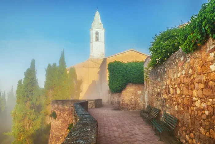 Framed Print : Old italian town of Pienza in the morning, Tuscany, Italy Framed Print : Old italian town of Pienza in the morning, Tuscany, Italy
