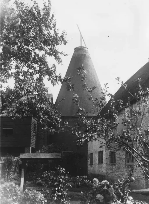 Framed Print : Old Oast House Framed Print : Old Oast House