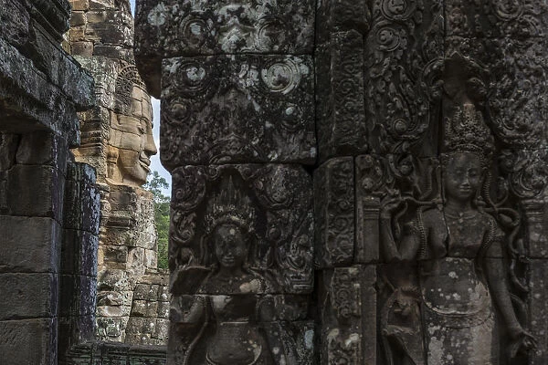 Old patterns in Bayon temple