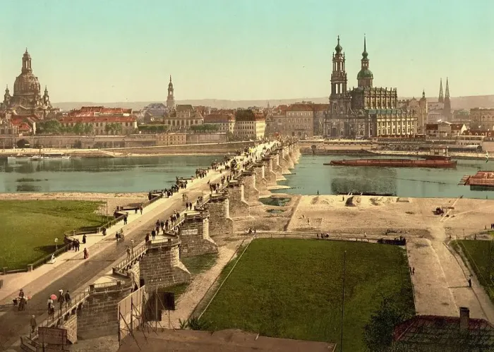 Framed Print : The Old Town of Dresen and the Elbe Bridge, Saxony, Germany, Historical, Photochrome print from the 1890s Framed Print : The Old Town of Dresen and the Elbe Bridge, Saxony, Germany, Historical, Photochrome print from the 1890s
