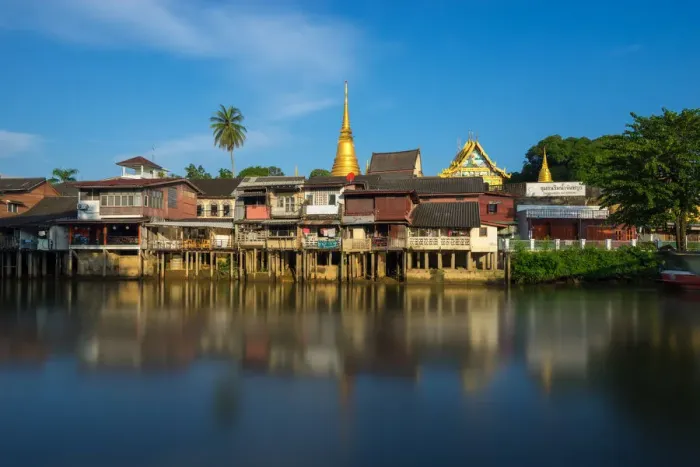 Framed Print : Old Town Waterfront of Chanthaburi Framed Print : Old Town Waterfront of Chanthaburi