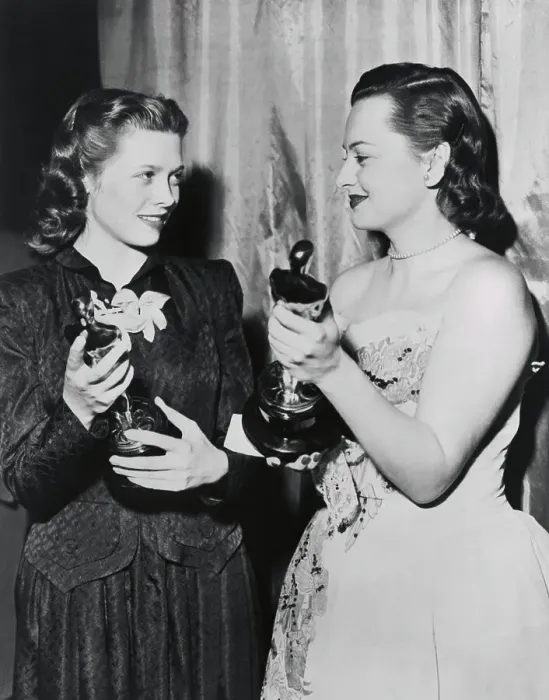 Framed Print : Olivia De Havilland and Cathy O'Donnell Framed Print : Olivia De Havilland and Cathy O'Donnell