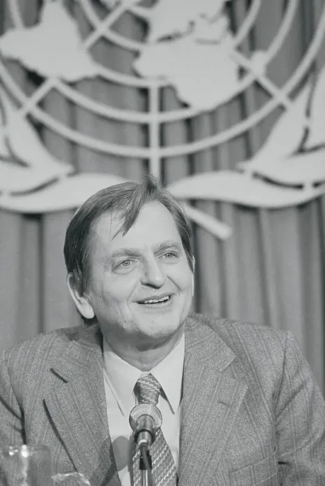Framed Print : Olof Palme at Press Conference Framed Print : Olof Palme at Press Conference