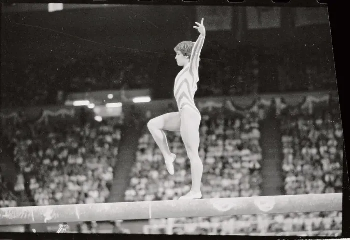 Framed Print : Olympian Mary Lou Retton Performing on Balance Beam Framed Print : Olympian Mary Lou Retton Performing on Balance Beam
