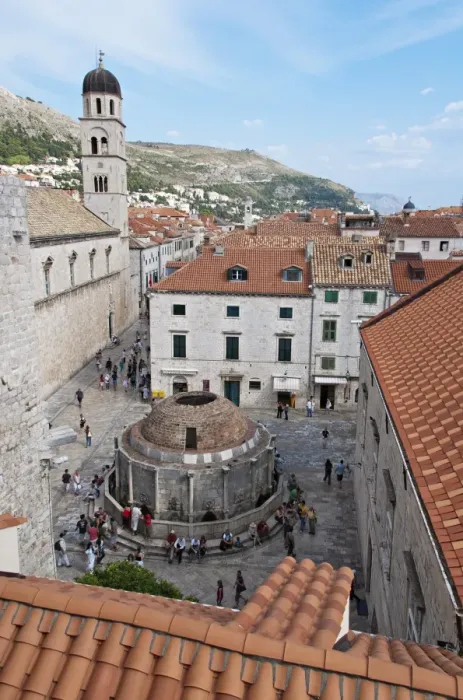 Framed Print : Onofrios Fountain, Old City of Dubrovnik, Croatia