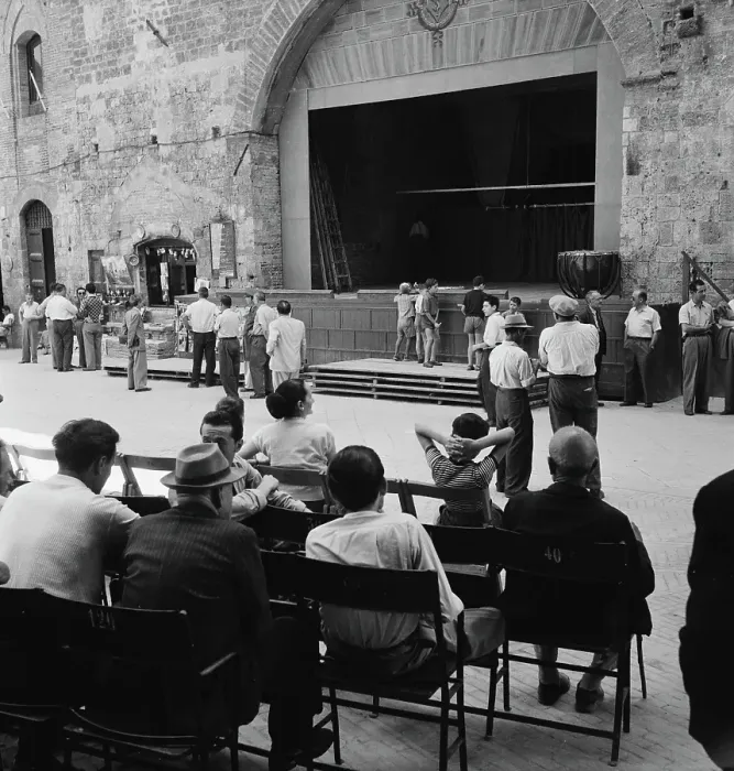 Framed Print : Open-Air OPera