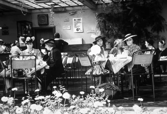 Framed Print : Open Air Restaurant Framed Print : Open Air Restaurant