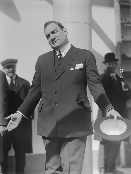 Framed Print : Opera Singer Enrico Caruso Gesturing Framed Print : Opera Singer Enrico Caruso Gesturing