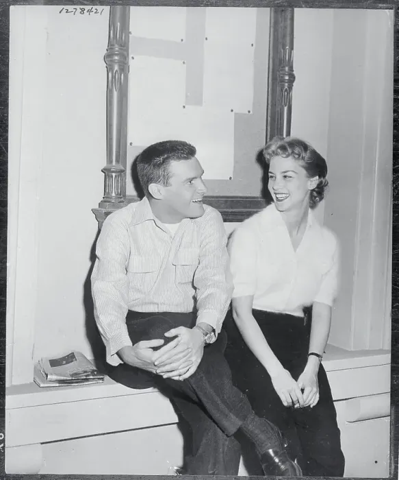 : Orson Bean Speaking with Beverly Bentley : Orson Bean Speaking with Beverly Bentley