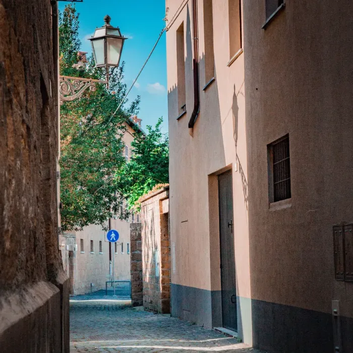 Framed Print : Orvieto Alley Framed Print : Orvieto Alley