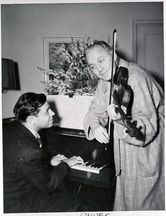 Framed Print : Oscar Levant And Jack Benny Framed Print : Oscar Levant And Jack Benny
