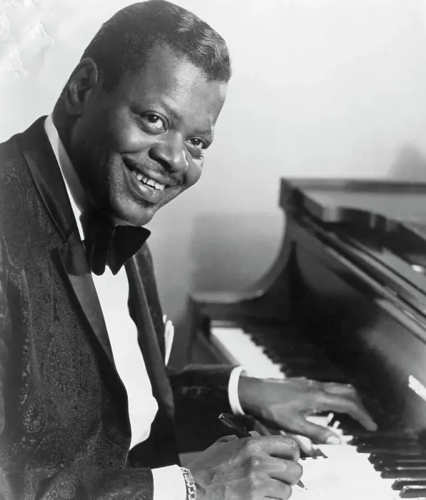 Framed Print : Oscar Peterson at Piano Framed Print : Oscar Peterson at Piano