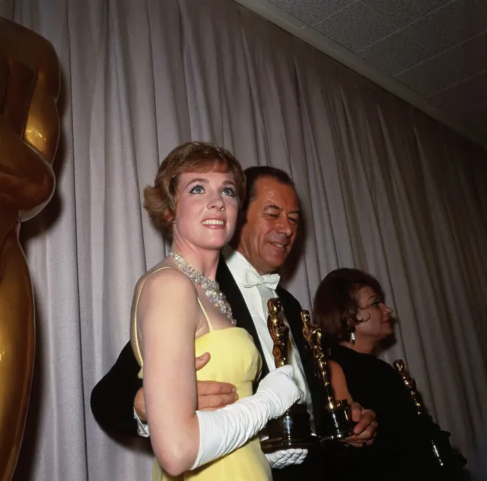 Framed Print : Oscar Winners Julie Andrews and Rex Harrison Hold Their Awards Framed Print : Oscar Winners Julie Andrews and Rex Harrison Hold Their Awards