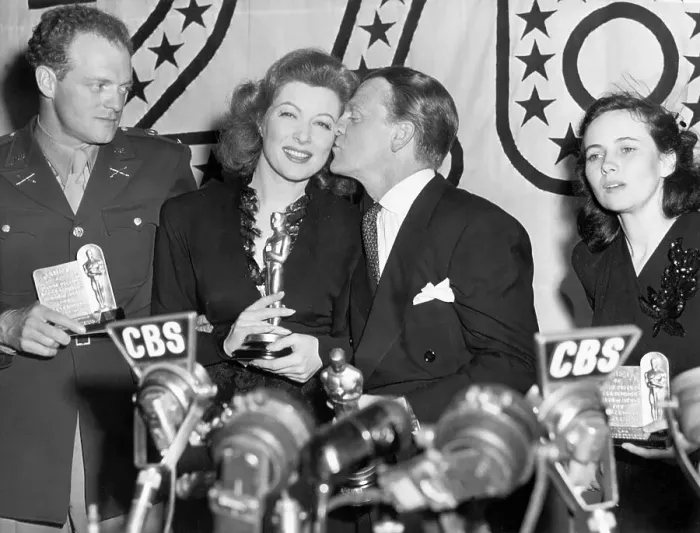 Framed Print : Oscar Winners with Their Trophies Framed Print : Oscar Winners with Their Trophies
