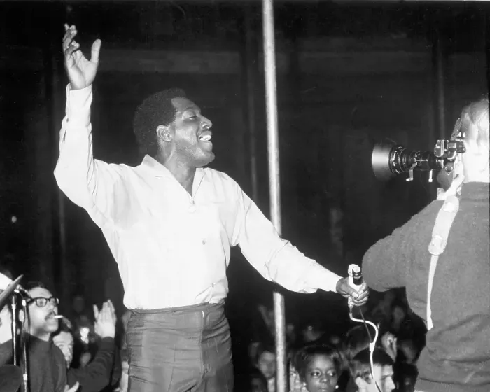 Framed Print : Otis Redding Performs Framed Print : Otis Redding Performs