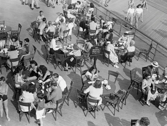 Framed Print : Outdoor Cafe Scene Framed Print : Outdoor Cafe Scene