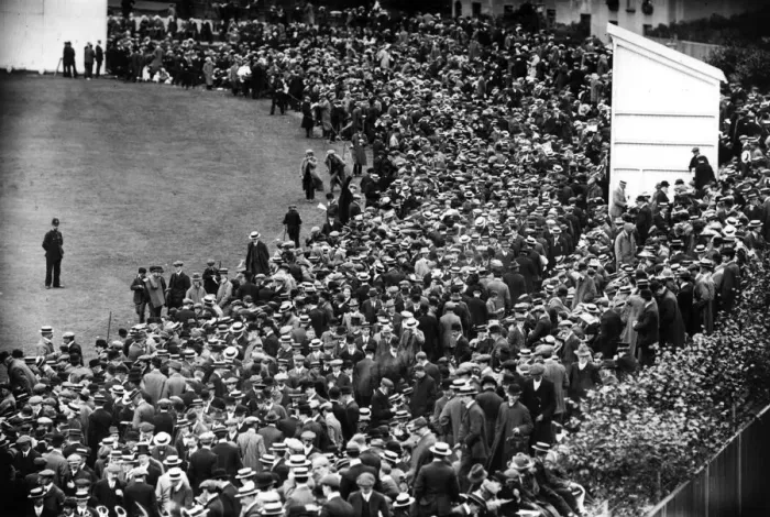 Framed Print : Oval Crowds Framed Print : Oval Crowds
