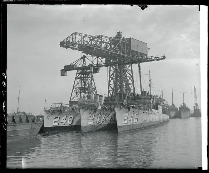 Framed Print : Overhauling Destroyers at the Philadelphia Navy Yard Framed Print : Overhauling Destroyers at the Philadelphia Navy Yard