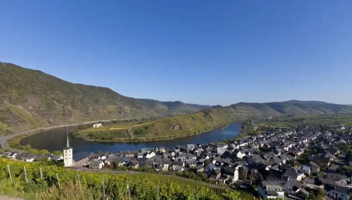 Framed Print : Overlooking Bremner with a Moselle bend, Landkreis Cochem-Zell district, Rhineland-Palatinate, Germany, Europe Framed Print : Overlooking Bremner with a Moselle bend, Landkreis Cochem-Zell district, Rhineland-Palatinate, Germany, Europe