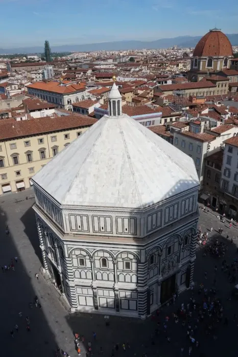 Framed Print : Overview on the Baptistery of Saint John in the sunshine, Florence, Italy Framed Print : Overview on the Baptistery of Saint John in the sunshine, Florence, Italy