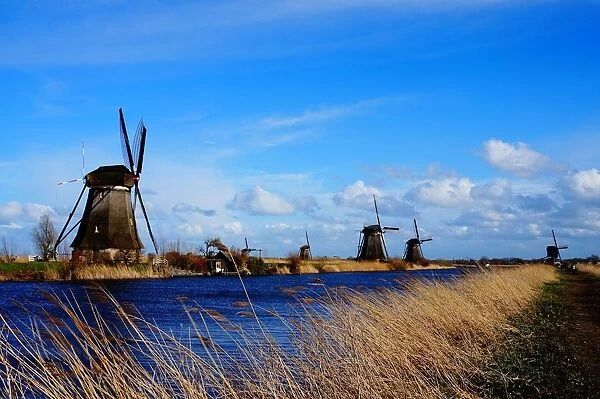 Overwaard Wind Mills, kinderdijk, the Netherlands