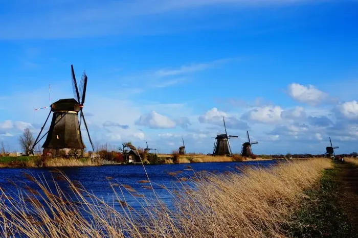Framed Print : Overwaard Wind Mills, kinderdijk, the Netherlands