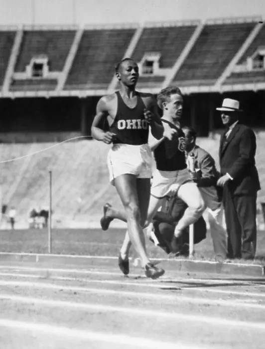 Framed Print : Owens Equals World Mark in 100 Dash