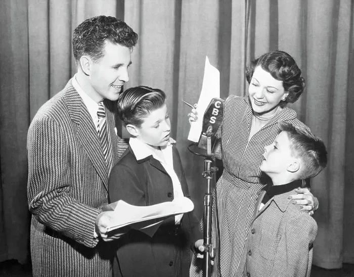 Framed Print : Ozzie and Harriet Nelson with Family Framed Print : Ozzie and Harriet Nelson with Family
