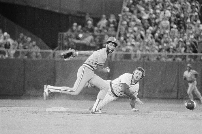 Framed Print : Ozzie Smith Throwing to First Base Framed Print : Ozzie Smith Throwing to First Base