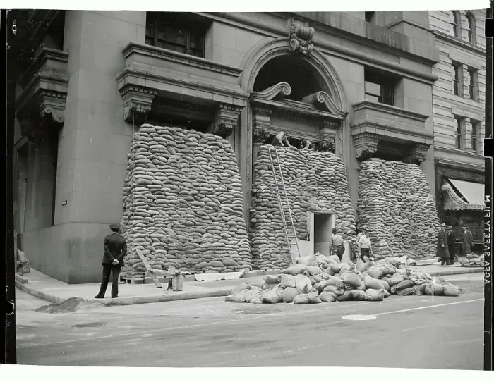 Framed Print : The Pacific and Telegraph Building Covered with Sandbags Framed Print : The Pacific and Telegraph Building Covered with Sandbags