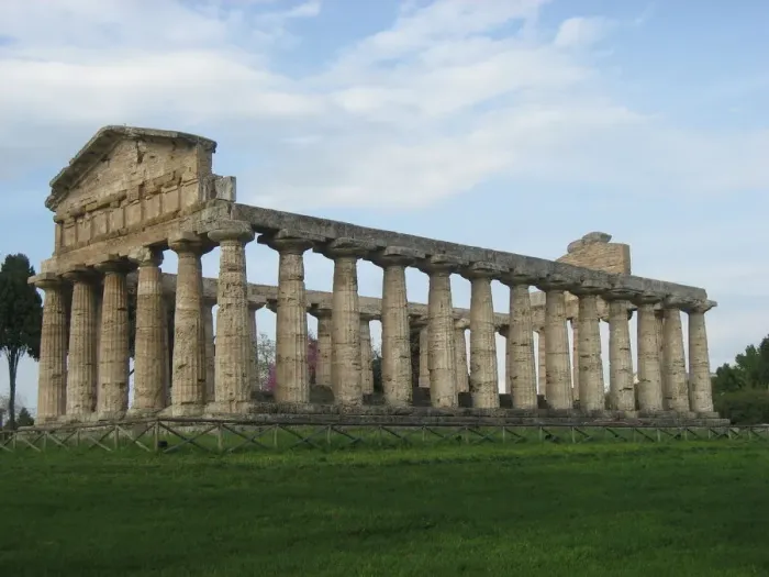 Framed Print : Paestum, Campania, Italy Framed Print : Paestum, Campania, Italy