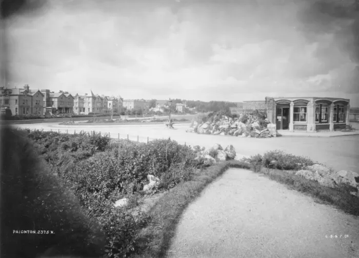 Framed Print : Paignton, Devon, circa 1910. (Photo by London Stereoscopic Company / Hulton