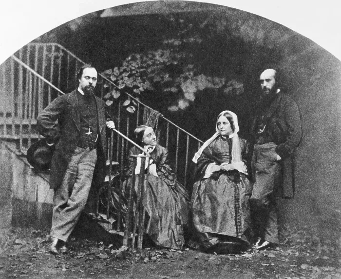 Framed Print : Painter Dante Gabriel Rossetti with His Family Framed Print : Painter Dante Gabriel Rossetti with His Family