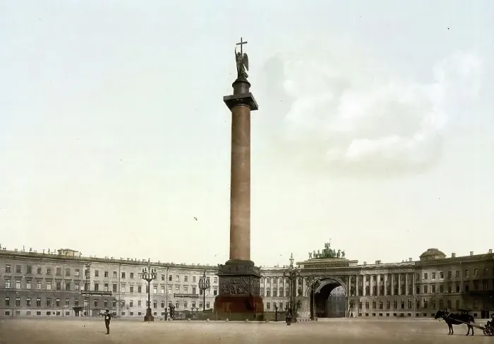 Framed Print : The Palace Square and the Ministry, St. Petersburg, Russia, c. 1890, Historic, digitally enhanced reproduction of a photochrome print of the period Framed Print : The Palace Square and the Ministry, St. Petersburg, Russia, c. 1890, Historic, digitally enhanced reproduction of a photochrome print of the period