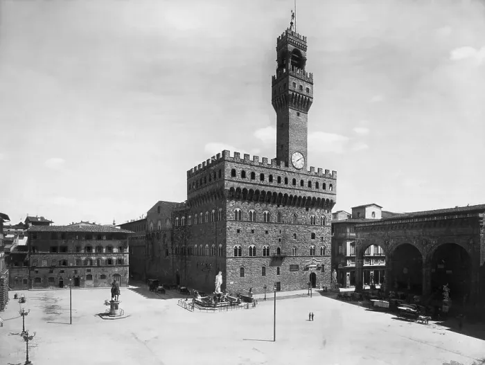 Framed Print : Palazzo Vecchio on the Piazza della Signoria Framed Print : Palazzo Vecchio on the Piazza della Signoria
