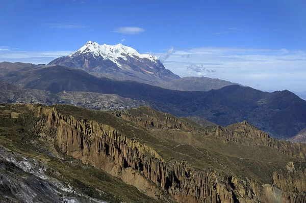 Palca Canyon and the Illimani Glacier, 6439 m, near La Paz, Departamento La Paz, Bolivia