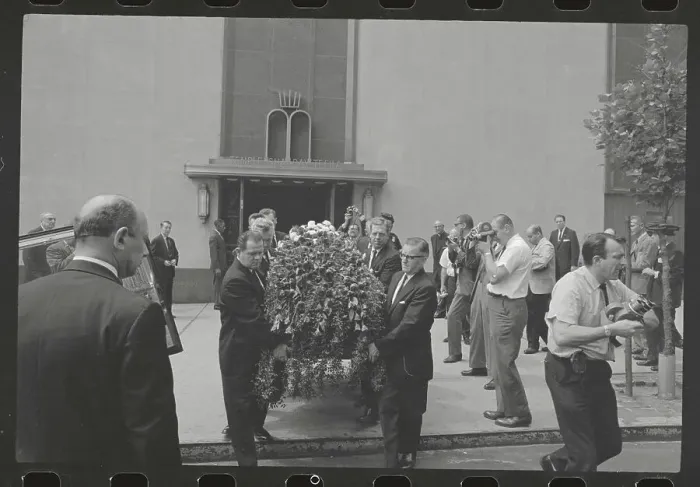 Framed Print : Pallbearers Removing Casket of Bernard Baruch Framed Print : Pallbearers Removing Casket of Bernard Baruch