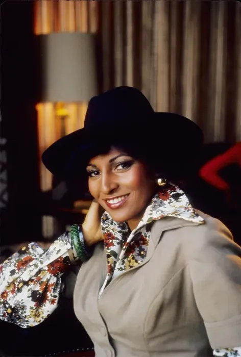 Framed Print : Pam Grier Portrait Session