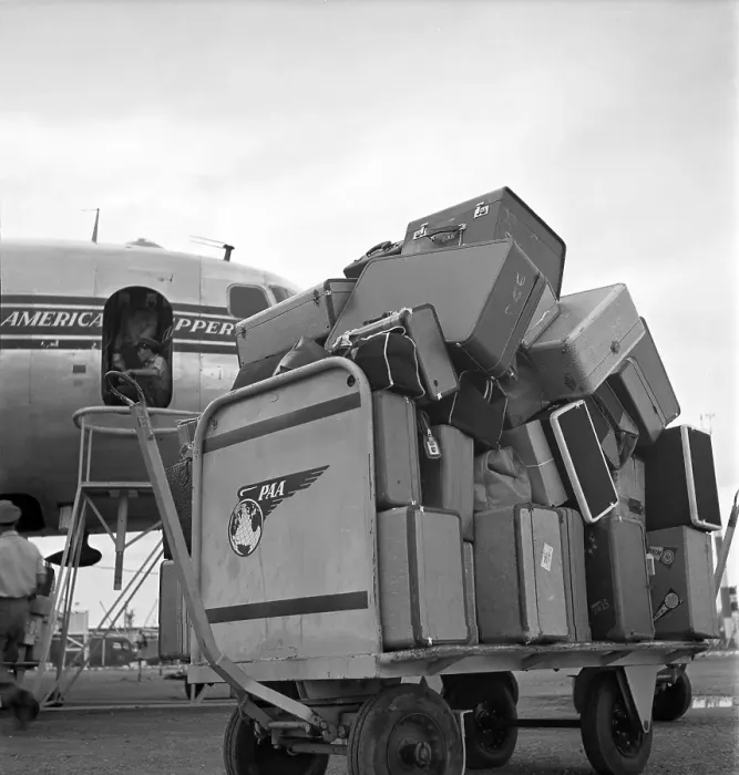 Framed Print : Pan Am. SAN JUAN, PUERTO RICO - CIRCA 1947: Luggage is loaded on a Pan Framed Print : Pan Am. SAN JUAN, PUERTO RICO - CIRCA 1947: Luggage is loaded on a Pan