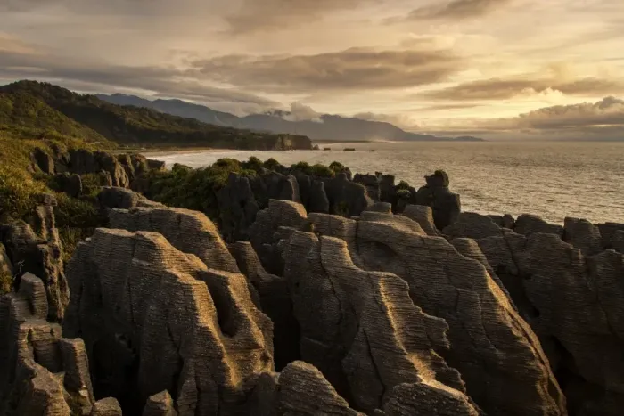 Framed Print : Pancake Rocks in the Paparoa National Park Framed Print : Pancake Rocks in the Paparoa National Park